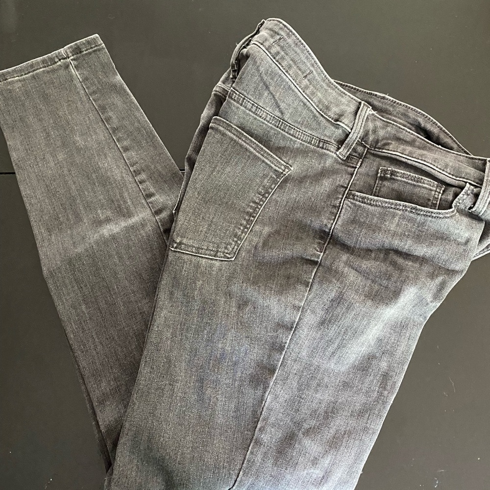 Universal thread skinny jeans 12 grey black